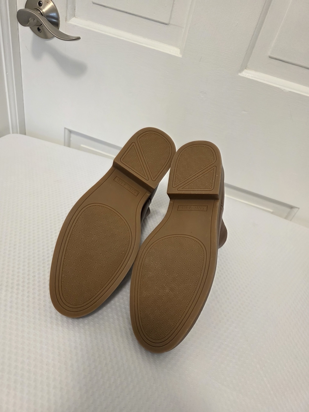 NWOB Lands' End Essential Zip Up Caramel In Color Leather Ankle Booties Size 8.5 - Picture 8 of 12